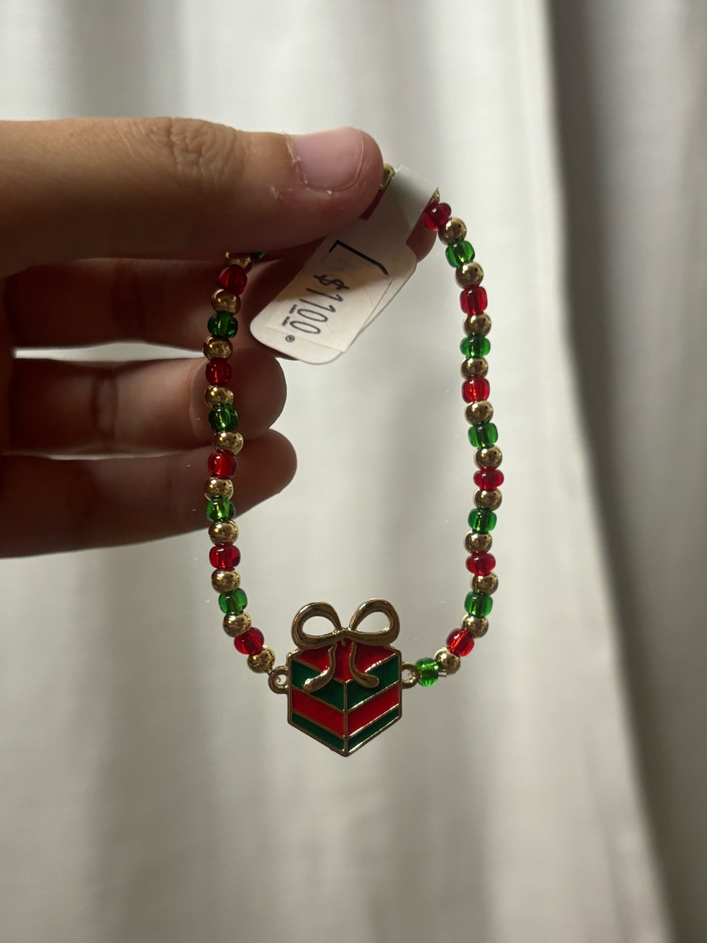 Festive Red & Green Beaded Gift Charm Bracelet